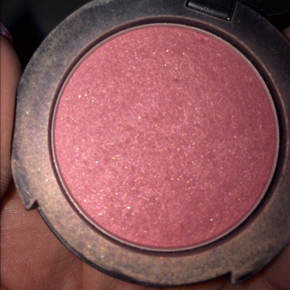 Younique Limited Edition Blush